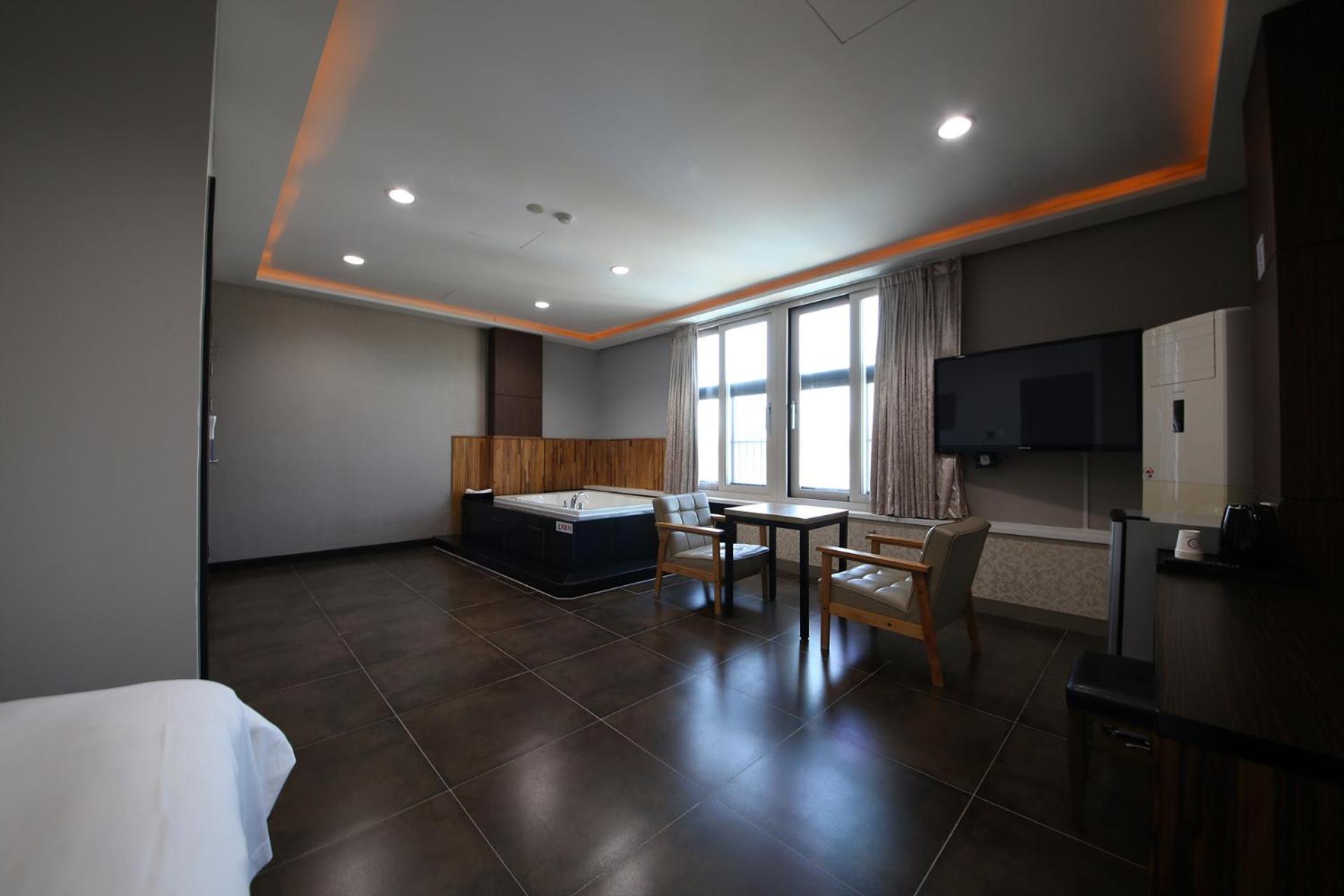 Hotel Memory Jumunjin- Welcome Drink Provided Gangneung Exterior photo