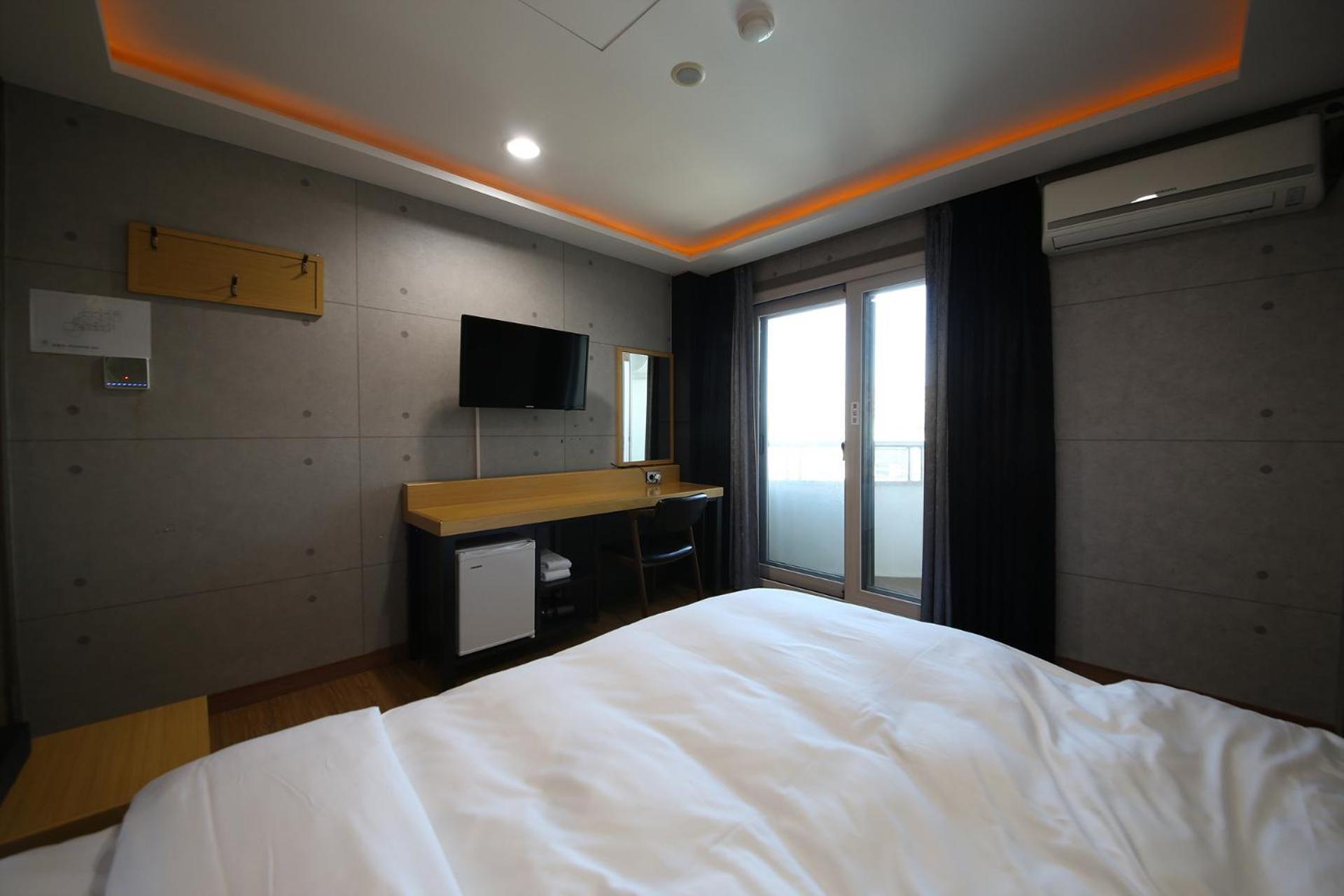 Hotel Memory Jumunjin- Welcome Drink Provided Gangneung Exterior photo